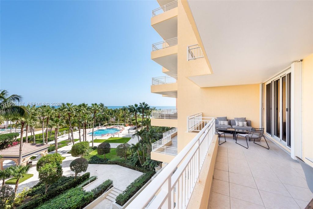 799 Crandon Blvd 605, Key Biscayne, FL 33149