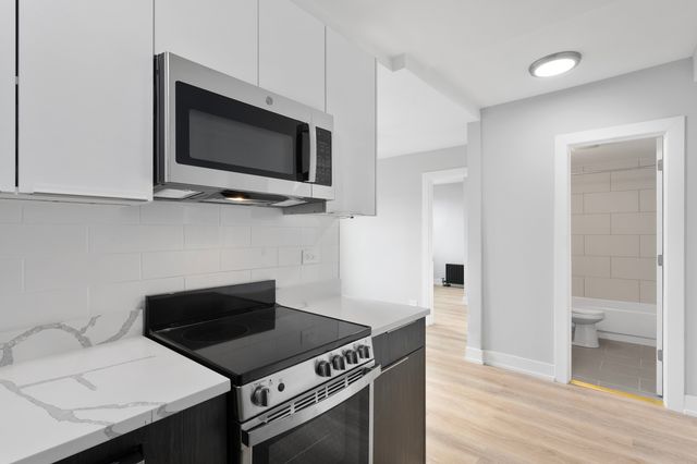 6026 N Winthrop Avenue 7H, Chicago, IL 60660