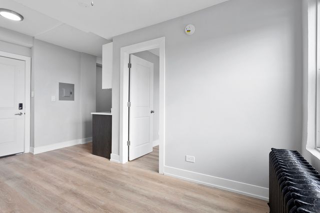 6026 N Winthrop Avenue 7H, Chicago, IL 60660