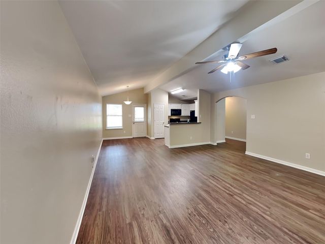 28926 Village Creek Loop, Spring, TX 77386