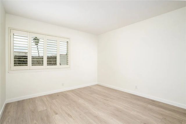 2007 Delaware Street, Huntington Beach, CA 92648