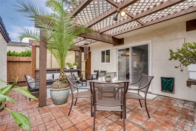 2007 Delaware Street, Huntington Beach, CA 92648