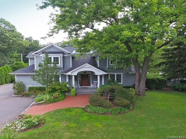 16 Sailfish Place, Northport, NY 11768