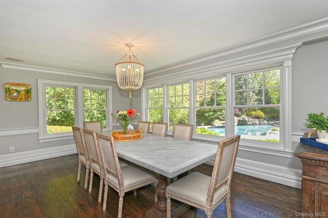 16 Sailfish Place, Northport, NY 11768