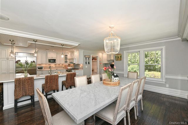 16 Sailfish Place, Northport, NY 11768