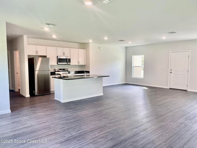 3094 San Filippo Drive SE, Palm Bay, FL 32909