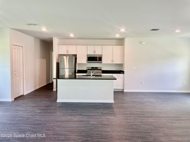 3094 San Filippo Drive SE, Palm Bay, FL 32909