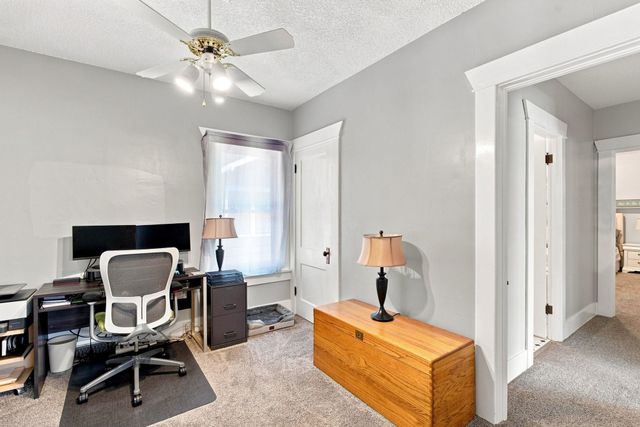 240 S Lorraine Ave, Wichita, KS 67211