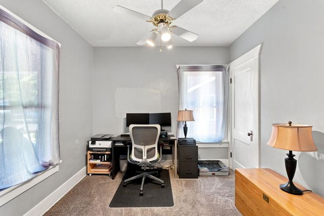 240 S Lorraine Ave, Wichita, KS 67211