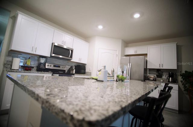 530 EMILY GLEN STREET, Deland, FL 32724