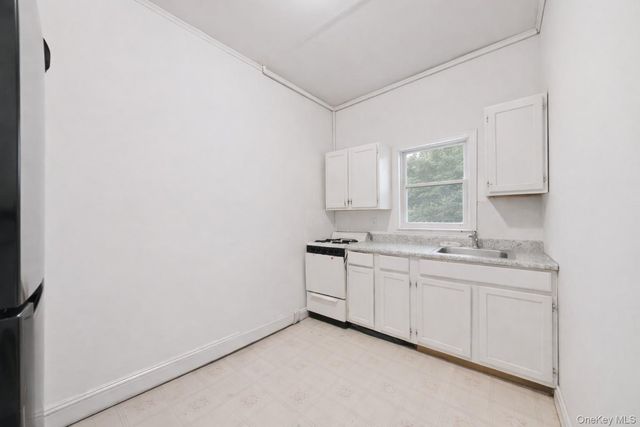 50 Westside Avenue, Haverstraw, NY 10927