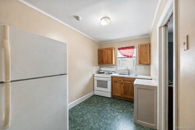 50 Westside Avenue, Haverstraw, NY 10927