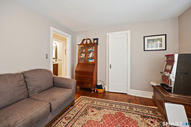 27 Theroux Avenue, Waterbury, CT 06708