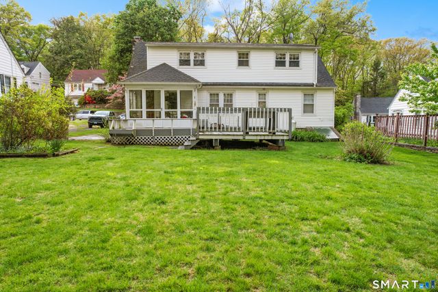 27 Theroux Avenue, Waterbury, CT 06708