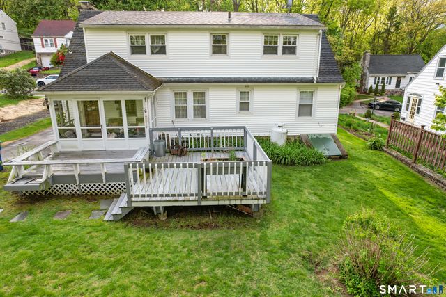 27 Theroux Avenue, Waterbury, CT 06708