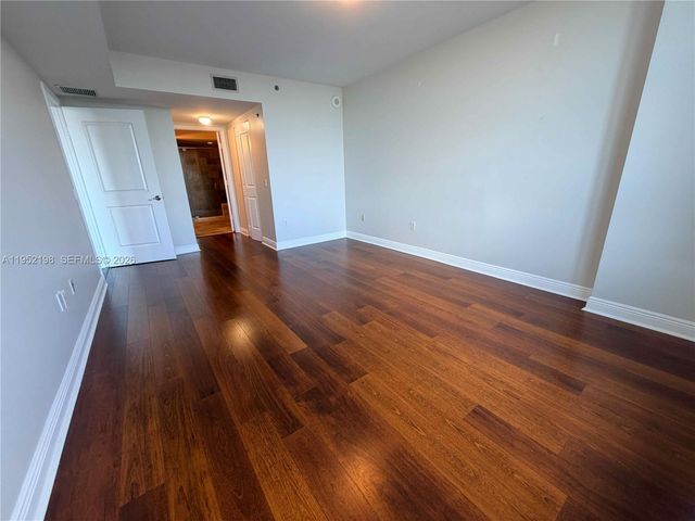 2641 N Flamingo Rd 1705N, Sunrise, FL 33323