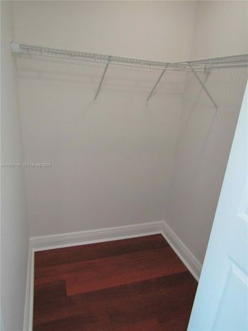 2641 N Flamingo Rd 1705N, Sunrise, FL 33323