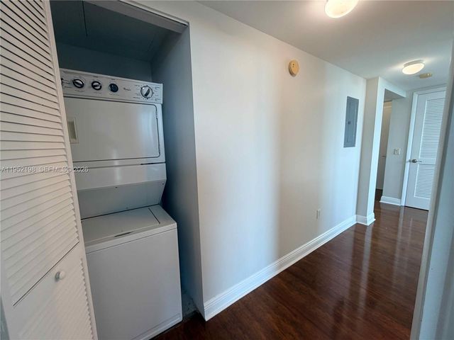 2641 N Flamingo Rd 1705N, Sunrise, FL 33323