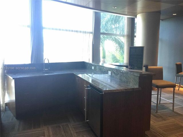 2641 N Flamingo Rd 1705N, Sunrise, FL 33323