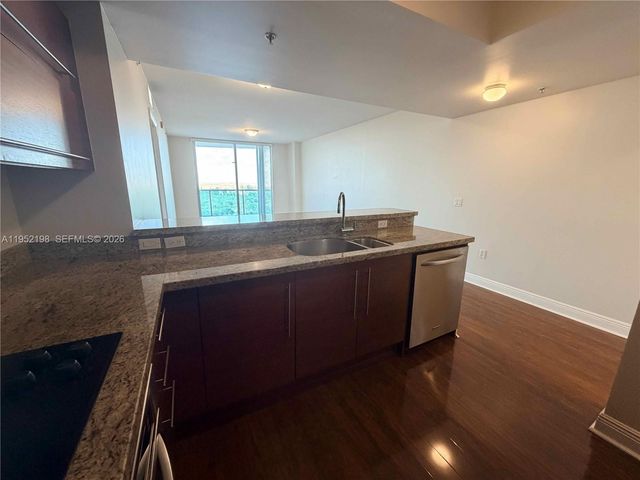 2641 N Flamingo Rd 1705N, Sunrise, FL 33323