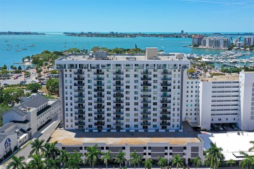 101 S GULFSTREAM AVENUE 15B, Sarasota, FL 34236