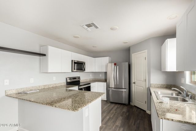 3755 N MOHU Drive, Eloy, AZ 85131