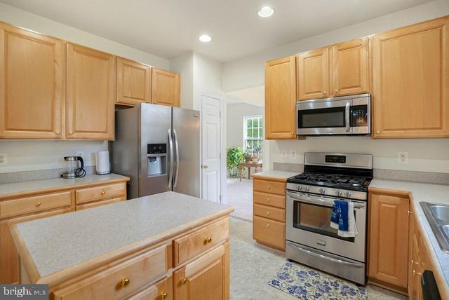 12113 SIERRA SUNSET LN, Gainesville, VA 20155