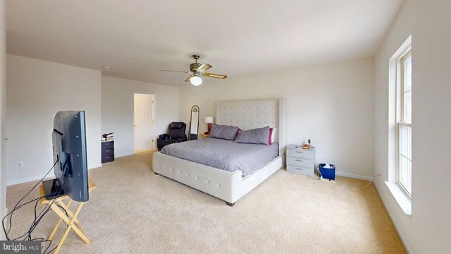 12113 SIERRA SUNSET LN, Gainesville, VA 20155