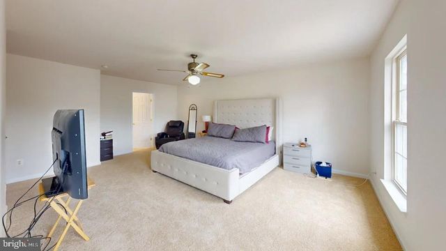 12113 SIERRA SUNSET LN, Gainesville, VA 20155