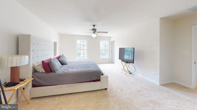 12113 SIERRA SUNSET LN, Gainesville, VA 20155