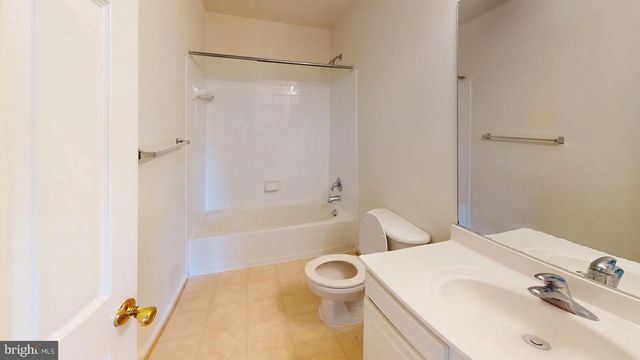 12113 SIERRA SUNSET LN, Gainesville, VA 20155