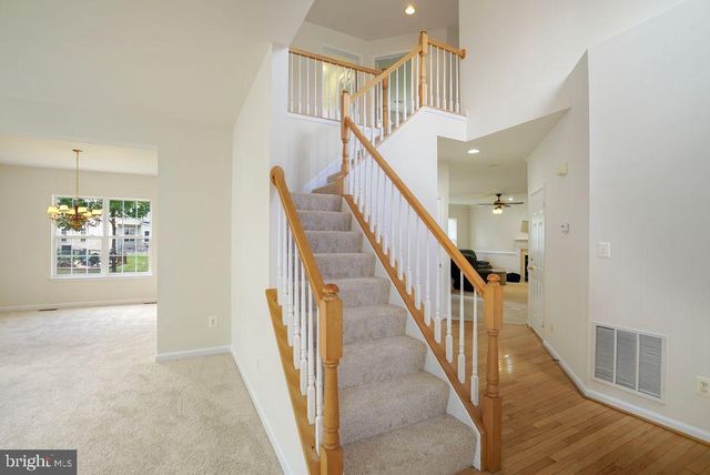 12113 SIERRA SUNSET LN, Gainesville, VA 20155