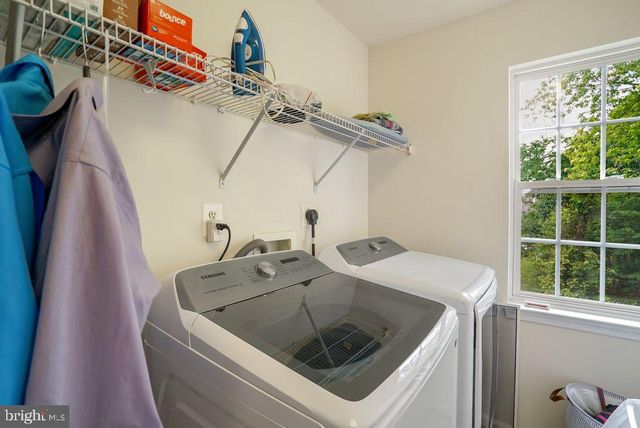 12113 SIERRA SUNSET LN, Gainesville, VA 20155