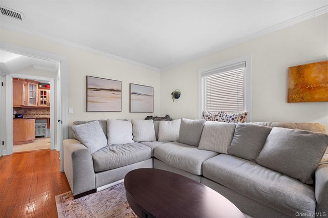 1864 Jane Street, Wantagh, NY 11793