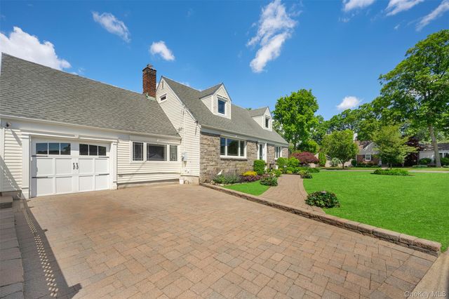 1864 Jane Street, Wantagh, NY 11793