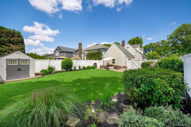 1864 Jane Street, Wantagh, NY 11793