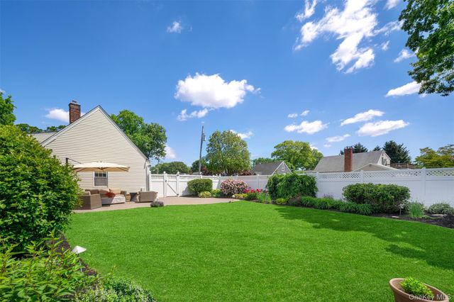 1864 Jane Street, Wantagh, NY 11793