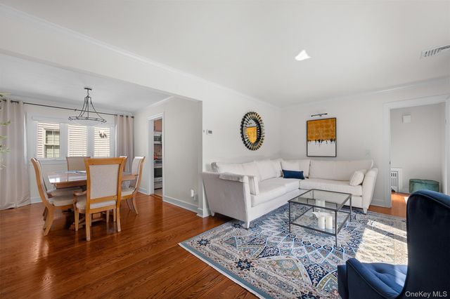 1864 Jane Street, Wantagh, NY 11793