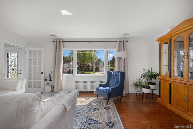 1864 Jane Street, Wantagh, NY 11793