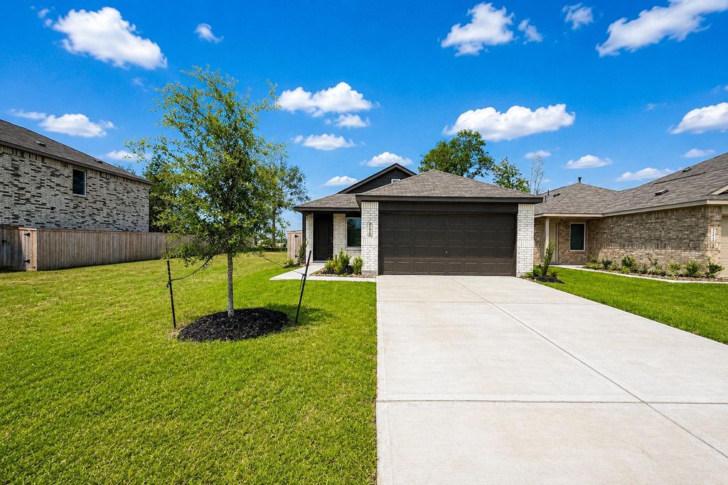 31418 Casacalenda Lane, Huffman, TX 77336