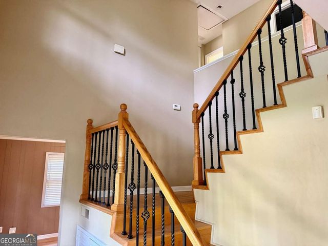2704 Sunny Lane SE, Marietta, GA 30067
