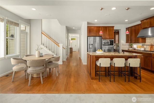 18316 NE 111th Street, Redmond, WA 98052