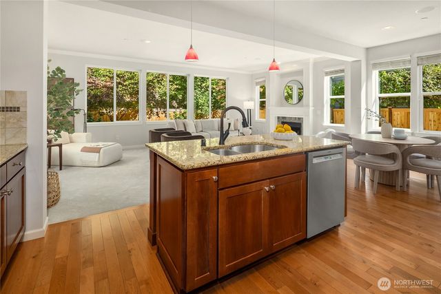18316 NE 111th Street, Redmond, WA 98052