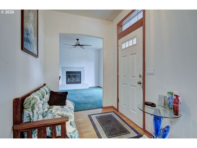 21731 Ne 28TH St, Camas, WA 98607