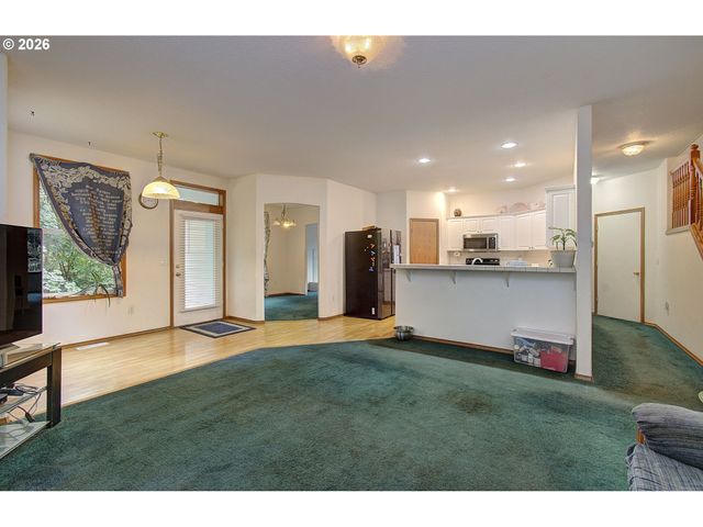 21731 Ne 28TH St, Camas, WA 98607