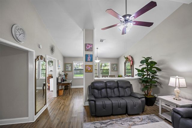 3631 Cedar Gardens Drive, Houston, TX 77082