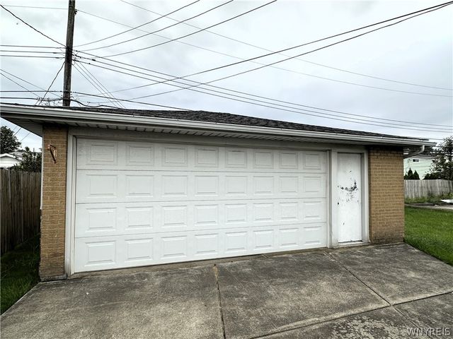 1233 George Urban Boulevard, Cheektowaga, NY 14225