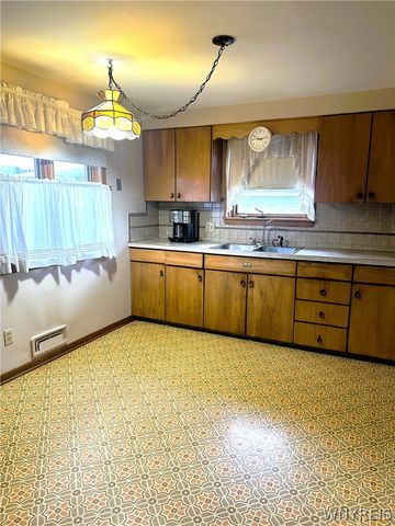 1233 George Urban Boulevard, Cheektowaga, NY 14225