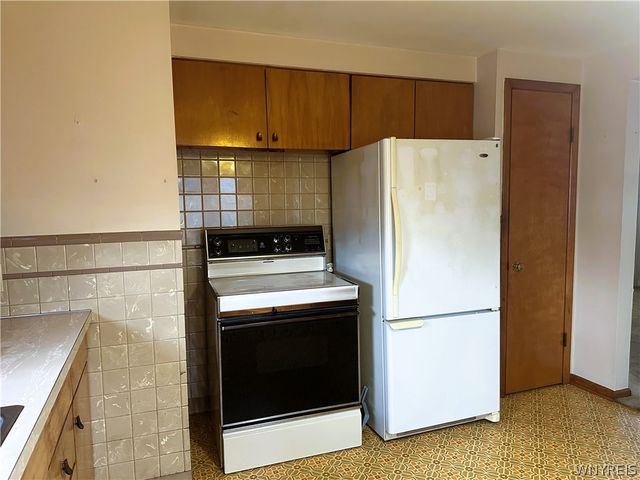 1233 George Urban Boulevard, Cheektowaga, NY 14225