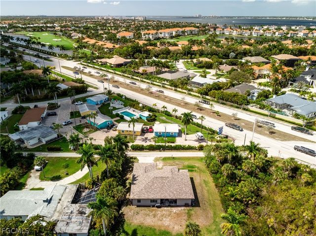 14661 Martin DR, Fort Myers, FL 33908